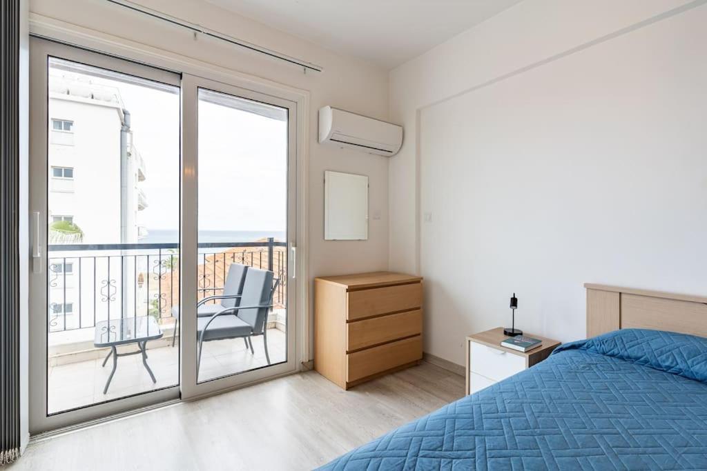 Must Stay - Finikoudes Seaview Larnaca Exterior photo