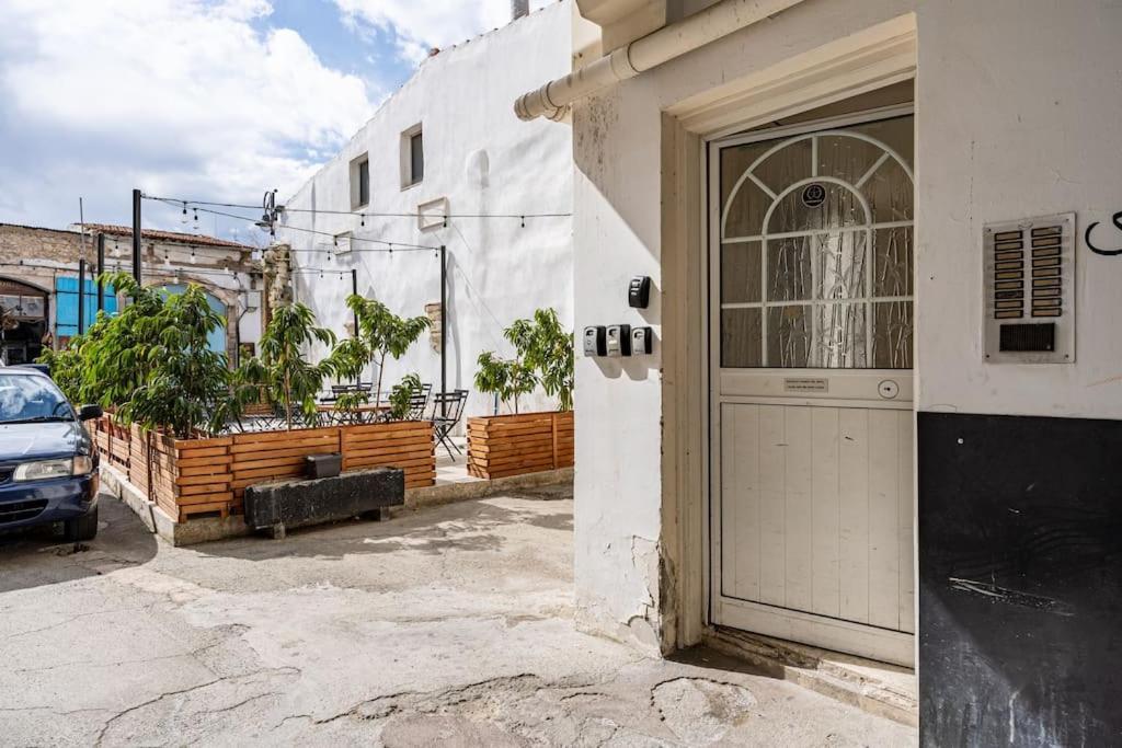 Must Stay - Finikoudes Seaview Larnaca Exterior photo