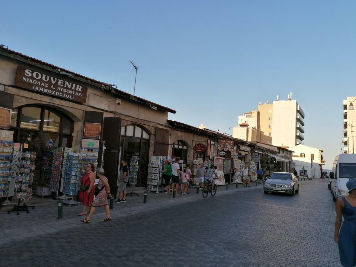Must Stay - Finikoudes Seaview Larnaca Exterior photo